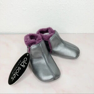 NWT Old Soles crib shoes polar boot silver‎ w/ purple fleece size 2 infant
